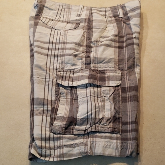 Arizona Plaid Cargo Cotton Shorts 31 x 11.5" VGUC - Picture 1 of 10
